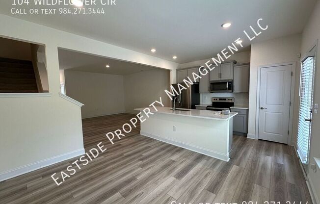 104 WILDFLOWER CIR