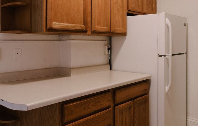 2 beds, 1 bath, 901 sqft, $1,250, Unit 315-21