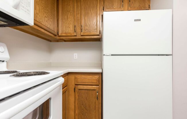 1 bed, 1 bath, $850, Unit 220