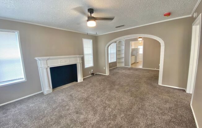 2 bed 1 bath in Heart of Lubbock now available