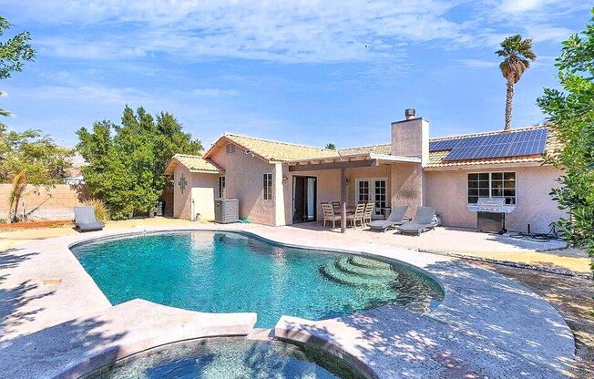 Long Term Rental with Pool