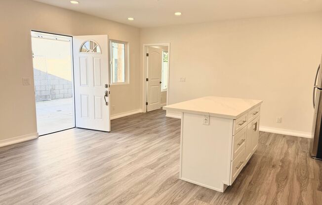 Charming Brand New Construction ADU in quiet neighborhood