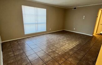 1 bed, 1 bath, 660 sqft, $1,400, Unit 2046