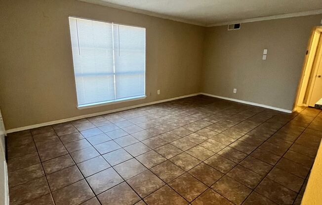 1 bed, 1 bath, 660 sqft, $1,400, Unit 1002
