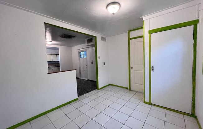 Central Studio Apartment