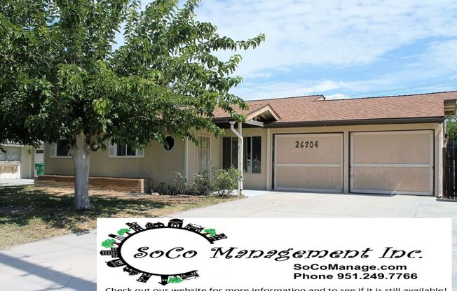 3 Bedroom / 2 bathroom Pool Home in Hemet!