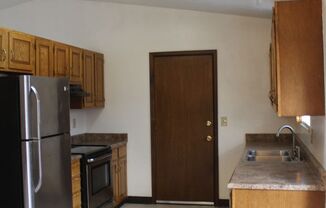 4 beds, 3 baths, $1,950