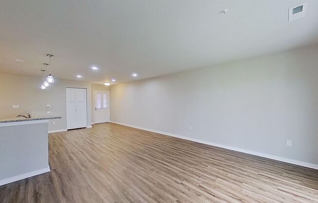1 bed, 1 bath, 1,021 sqft, $1,465, Unit 29
