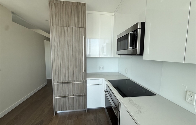 1 bed, 1 bath, 612 sqft, $3,800, Unit 27G