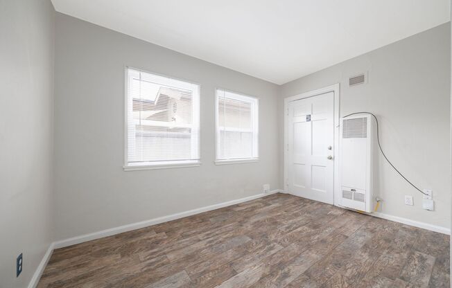 Perfectly situated studio in Normal Heights now available!