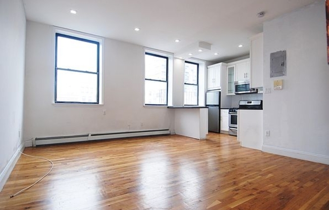 243 W 116 ST
