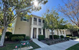 3220 London Lane