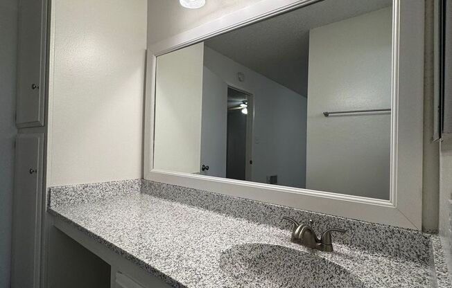 1 bed, 1 bath, 665 sqft, $2,125, Unit 107