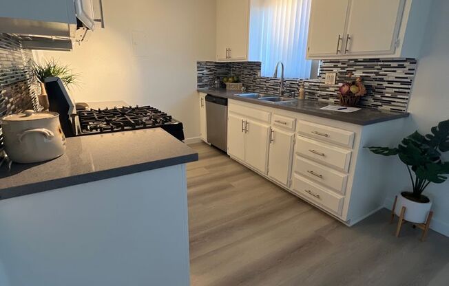 2 beds, 2 baths, 1,200 sqft, $2,622, Unit 241-36