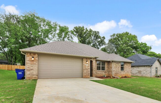 Available Now! 3 Bedroom 2 Bath in Winona!