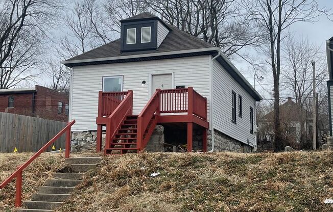 Remodeled 2 Bed/1 Bath home off 23rd!
