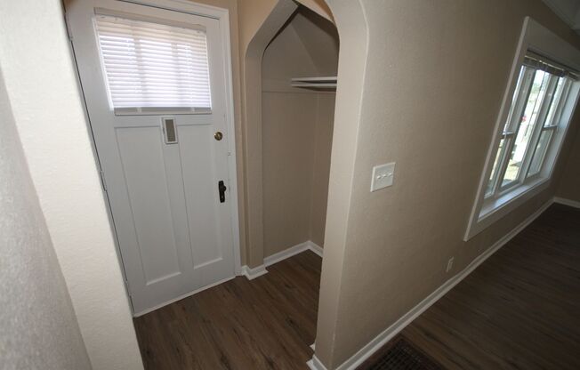 3 beds, 1 bath, $1,650