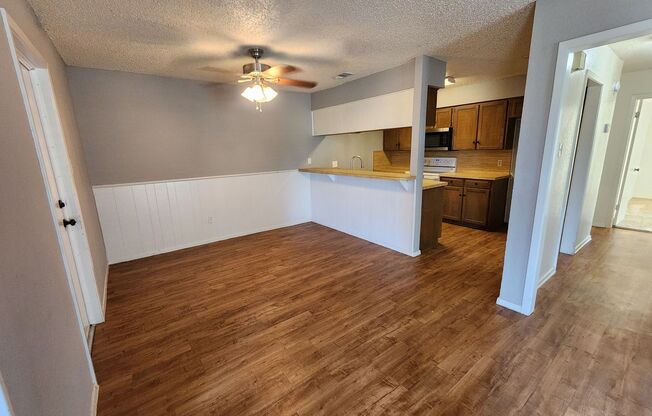 Cozy 2 Bedroom Duplex in Joshua