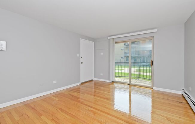 3830-3832 W 63rd (West Lawn)