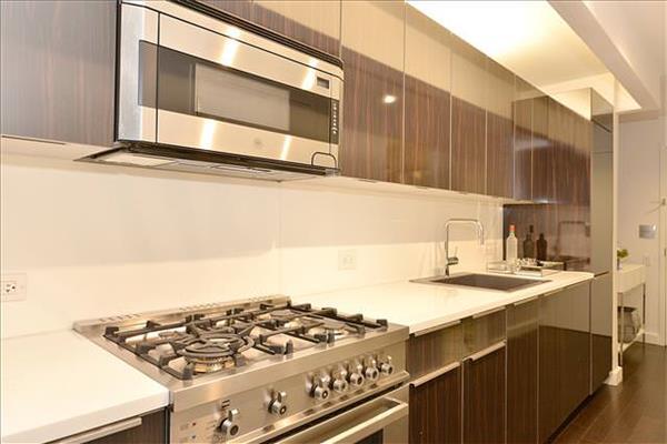 1 bed, 1 bath, 600 sqft, $3,995, Unit 22A