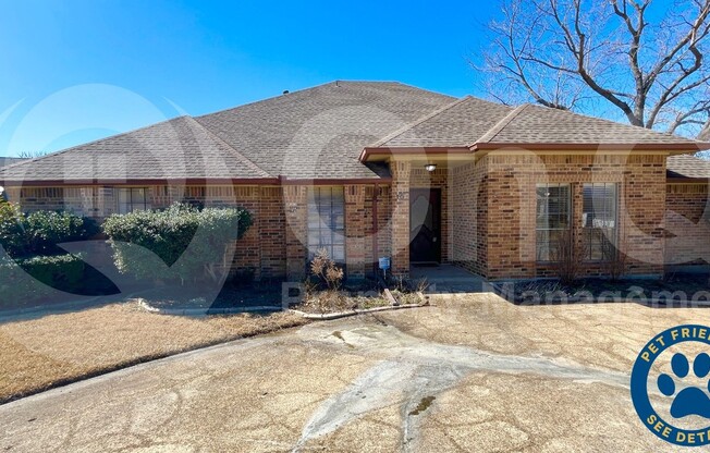 10 CYPRESS CT