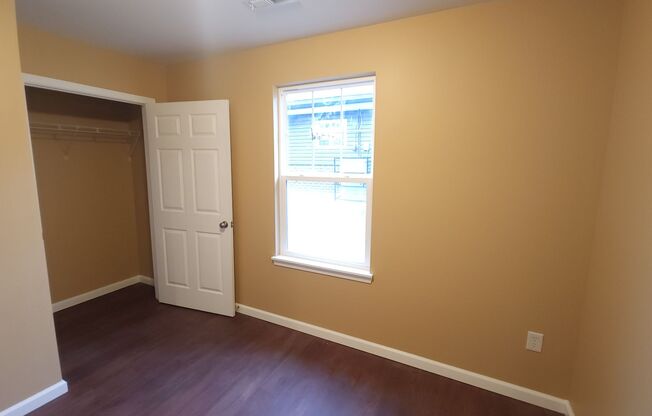 3 beds, 2 baths, $1,495