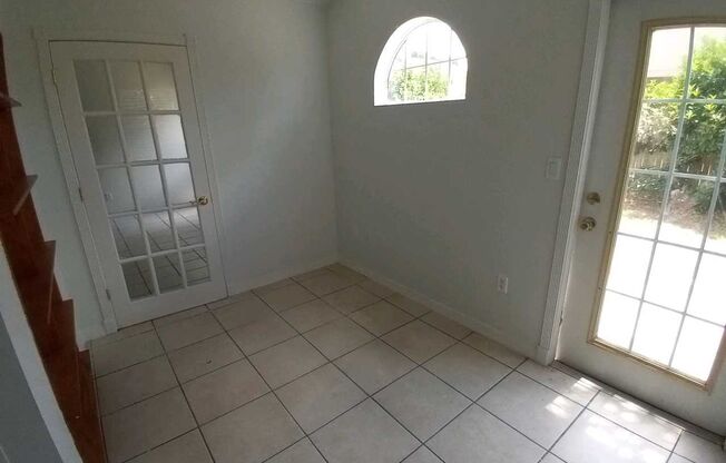 3 beds, 2 baths, $2,000