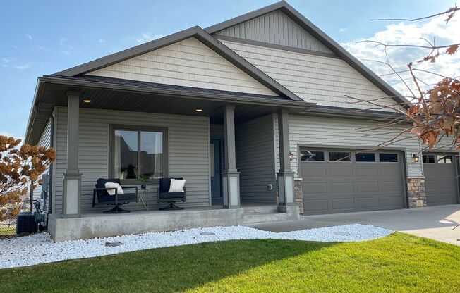 Brand New Luxury Home 4bed/3bath