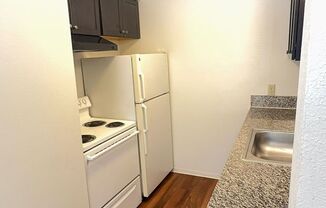 407-1e - 811 Bennett 1-14