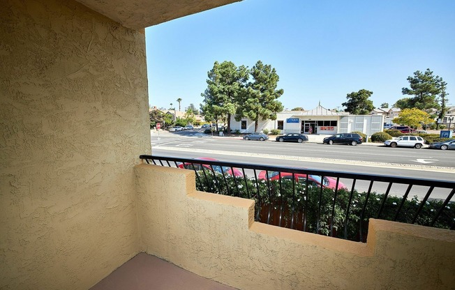 4290 Mount Abernathy