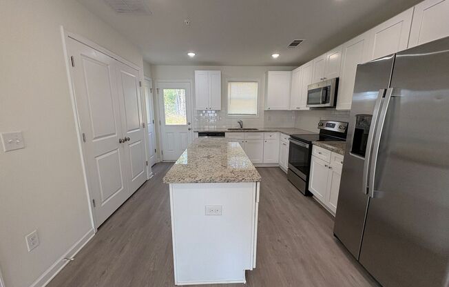 VILLAGES AT STATHAM NOW LEASING!