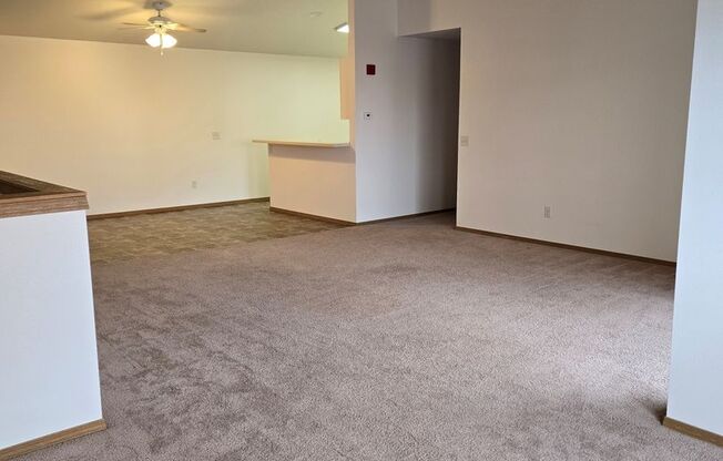 2 beds, 1 bath, 1,050 sqft, $1,269, Unit PL 7303