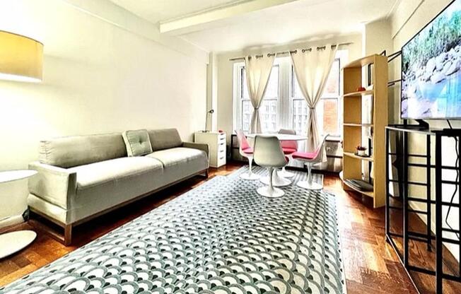 Studio, 1 bath, $2,850, Unit 5M