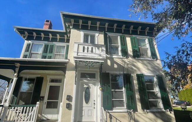 128 North Barbara Street