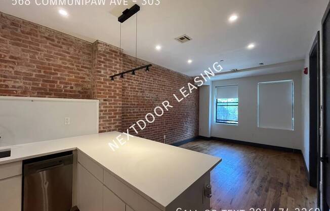 568 COMMUNIPAW AVE