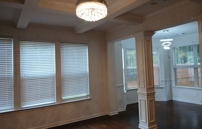 3 beds, 2.5 baths, $2,195