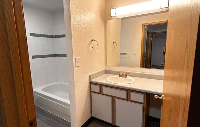 2 beds, 1 bath, 902 sqft, $1,150, Unit W - 017