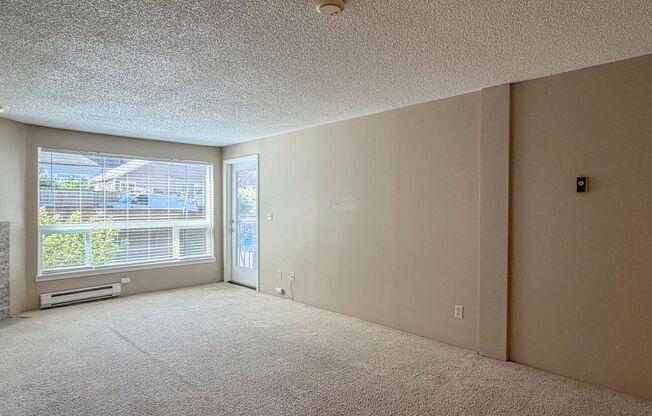 2bd/2bth Condo Located Near Northgate Station, $1,800/mo.