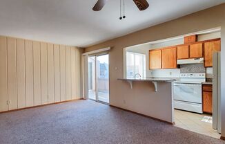 Clairemont Mesa East - Spacious 1 Bedroom 1 Bath with Office/Study Space and Private Balcony - Upper Level