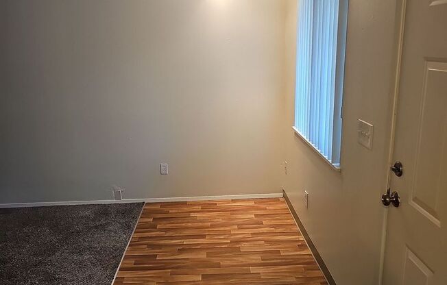 Studio, 1 bath, 600 sqft, $895, Unit 41