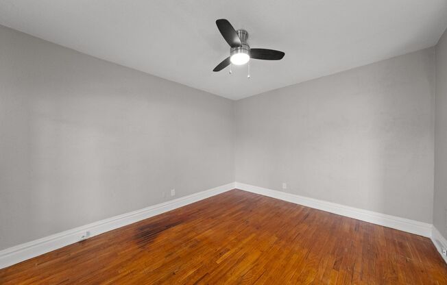 3230 Delor 2 Family