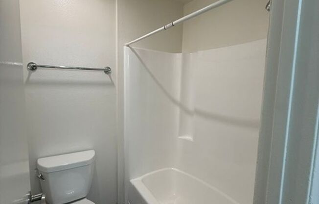 1 bed, 1 bath, 716 sqft, $2,150, Unit D018