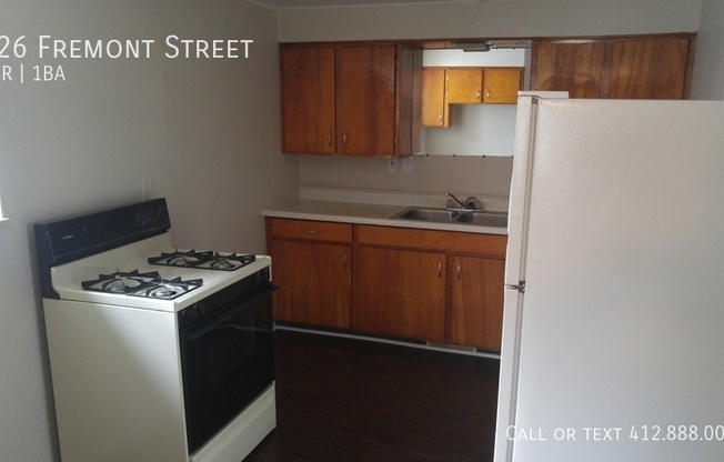 126 FREMONT ST