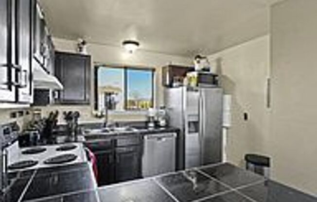 Spacious 2Bd/1Ba Condo in Westminster! Available 8/5!