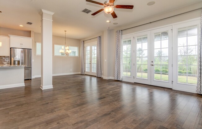 Beautiful 5bd/3ba Home at Preserve of Oviedo on the Park!!!!