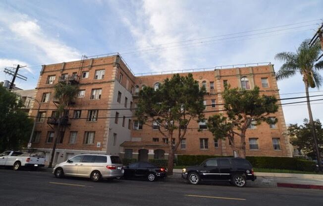 GRM - Gramercy Apartments