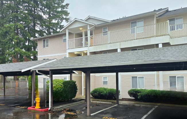 2 beds, 2 baths, 1,107 sqft, $1,795, Unit Unit D201