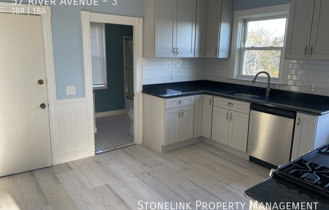 57 RIV AVE