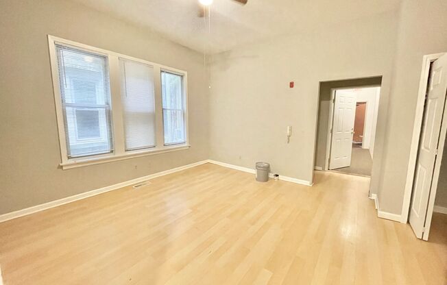 Studio, 1 bath, $850, Unit 1728-02