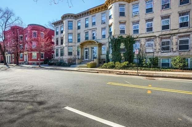 32 Winchester St.